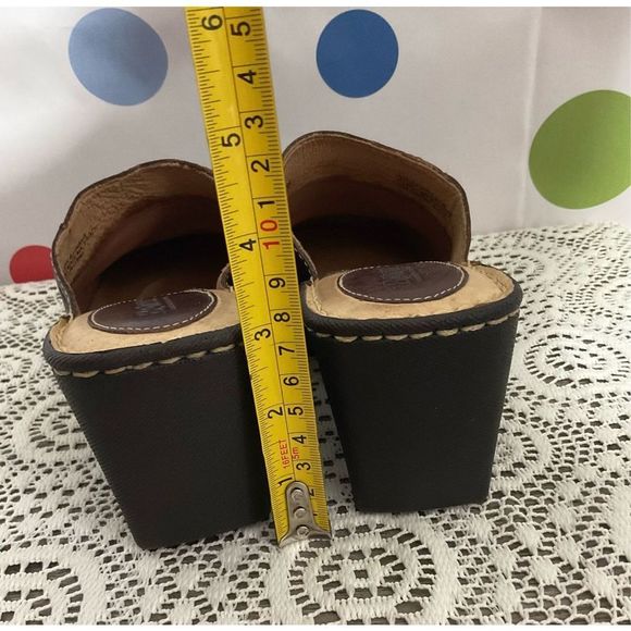Born Brown Mule Leather Size 7 NICE! 🍒🌸 - Picture 16 of 16